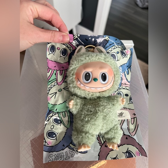 Authentic POP MART Labubu The Monsters Exciting Macaroon Vinyl Face Plush 🤗 - Picture 2 of 5